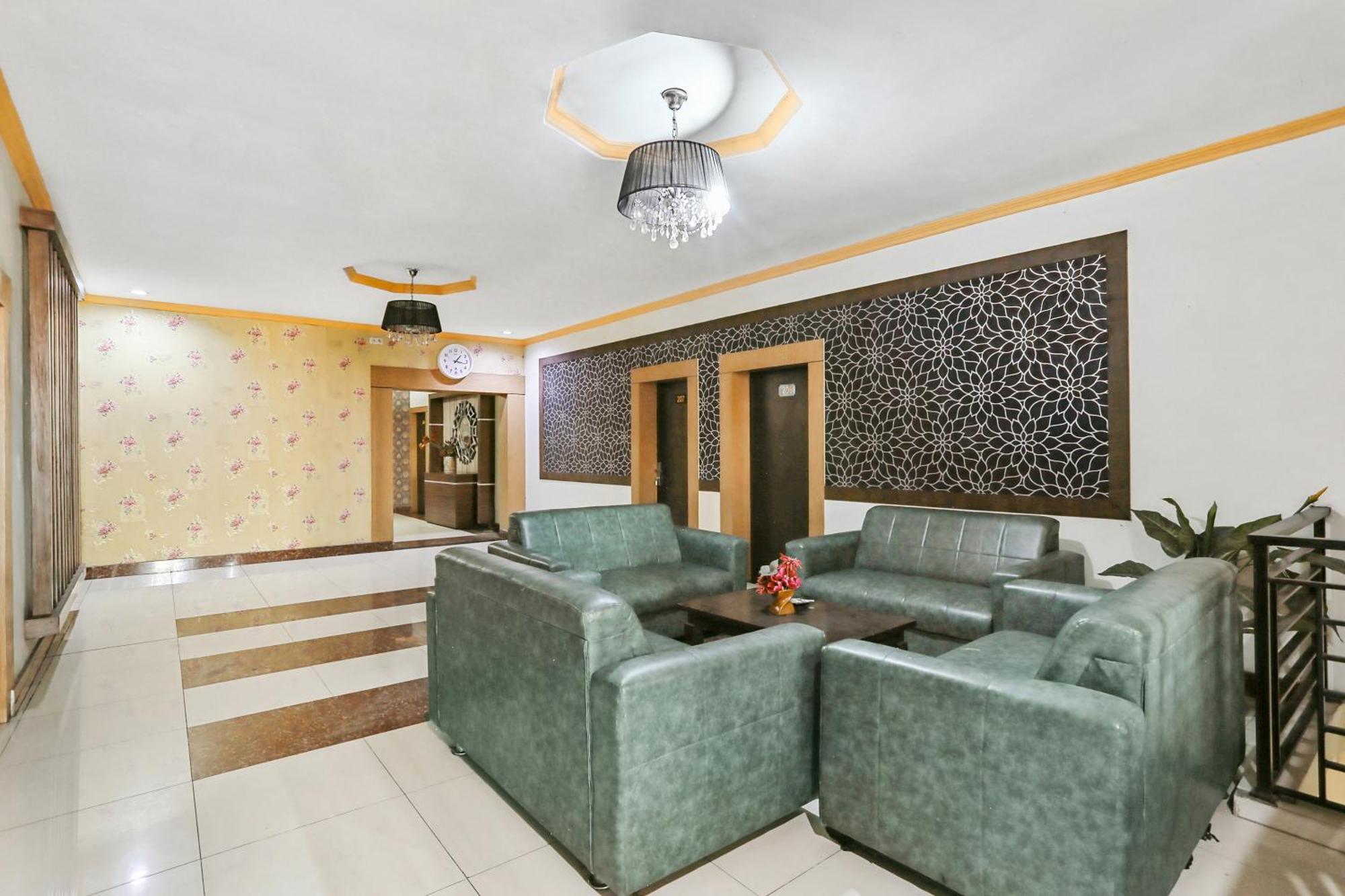 Collection O 93163 Hotel Grand Kartika Pare-Pare Luaran gambar
