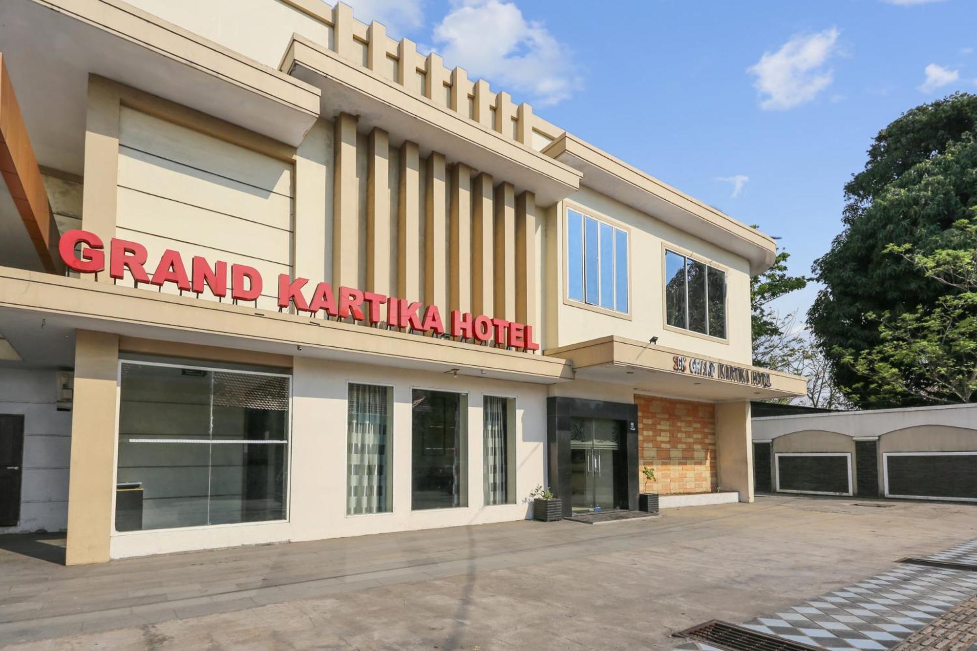 Collection O 93163 Hotel Grand Kartika Pare-Pare Luaran gambar